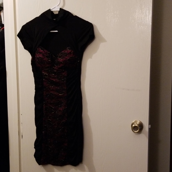 Cute Asian style dress- donated - Picture 2 of 2